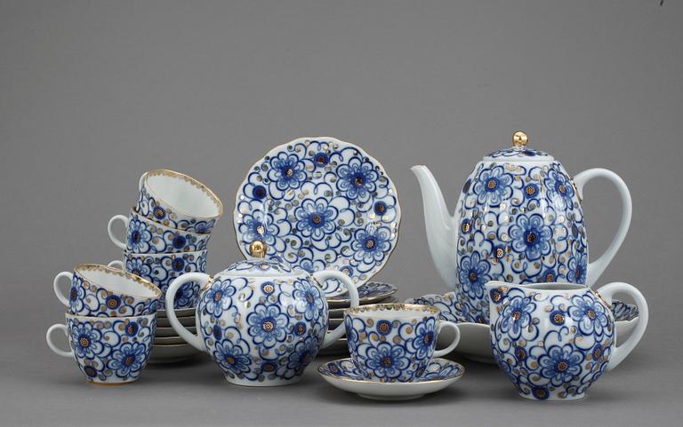KAFFESERVIS, 16 delar, porslin, Lomonosov, Sovjetryssland. 1900-talets andra hälft.