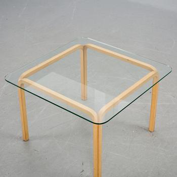 BORD, modell Y805A, Alvar Aalto, Artek.