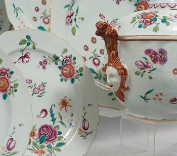 An export porcelain famille rose dinner service, Qing dynasty, Qianlong (1736-1795), (59 pc).