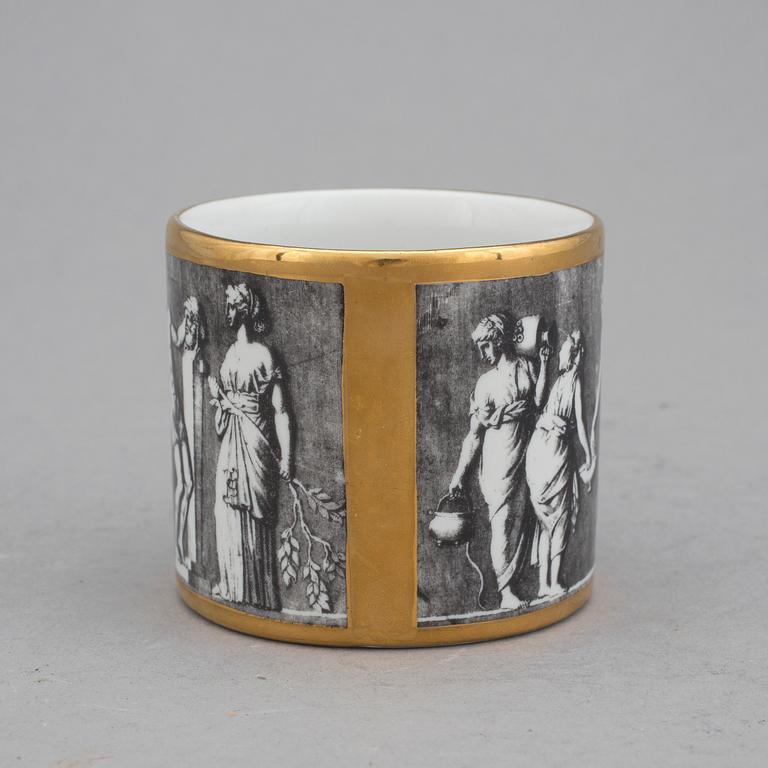 KOPP, Fornasetti, Milano, omkring 1900-talets mitt.