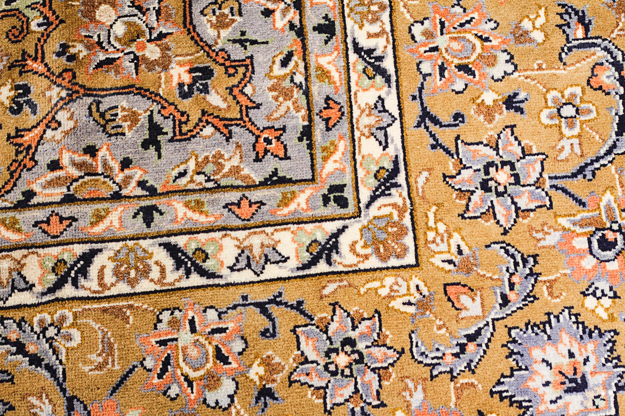 MATTA, Yazd, 410 x 282 cm.