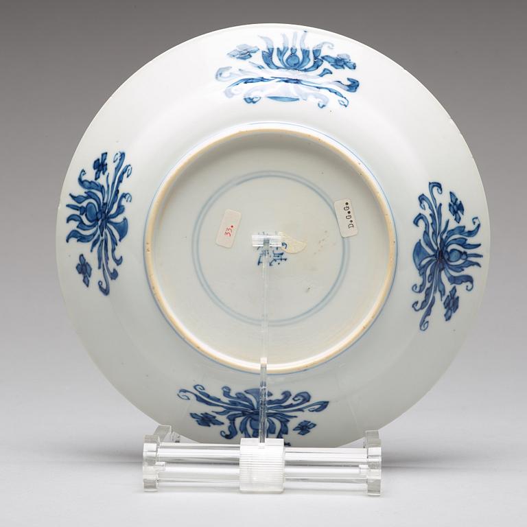 A group of six blue and white dishes, Qing dynasty, Kangxi (1662-1722).
