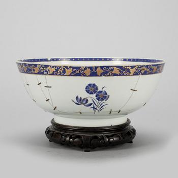 BÅLSKÅL, kompaniporslin, Qing dynastin, Jiaqing, (1796-1820).