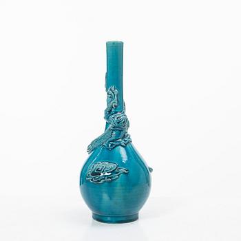 A turquoise glazed 'dragon vase' Qing dynasty, late 20th century.