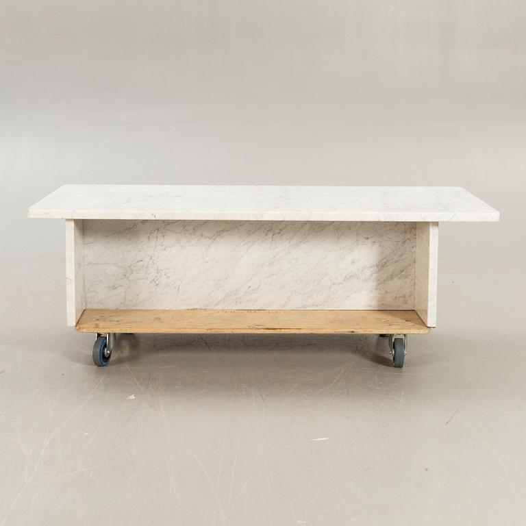 A marble coffee table later part of the 20th century.