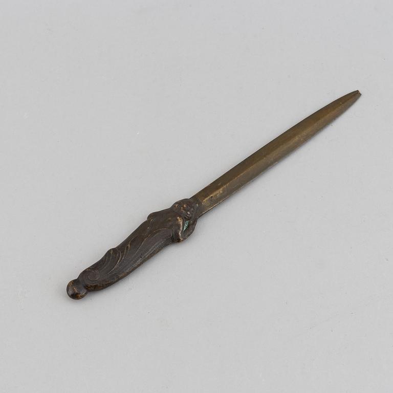 Seal stamp and a letter knife. Bronze 27 cm, 9.5 cm and 8.5 cm.