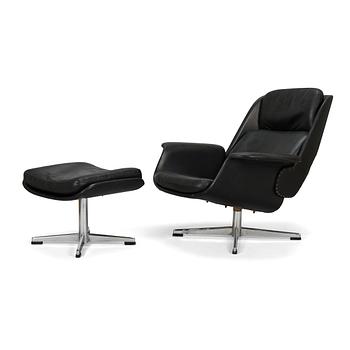 Olli Borg and Mauri Laatikainen,  armchair chair and ottoman, "Rondo", Asko 1960s.