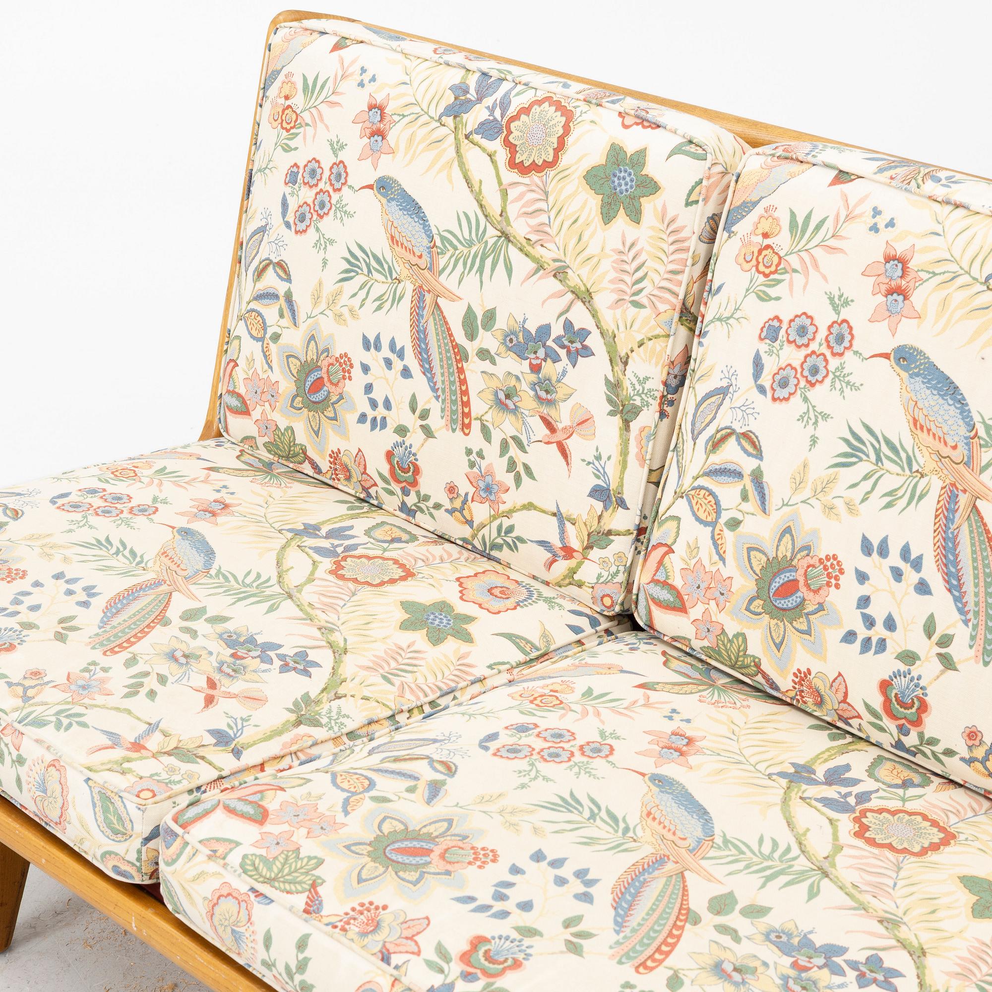 Carl Gustaf Hiort af Ornäs, Sofa, “Studio”, Puunveisto Oy - Träsnideri Ab, mid-20th century.