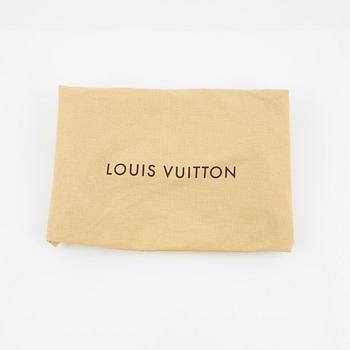 Louis Vuitton,