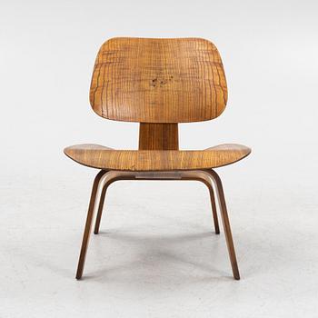 Charles & Ray Eames, fåtölj, 1st ed. LCW, Herman Miller USA, 1951.