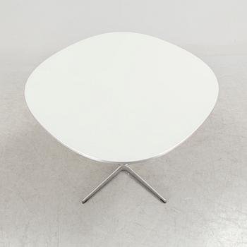 BRUNO MATHSSON & PIET HEIN, bord, för Fritz Hansen, Danmark, 2004.