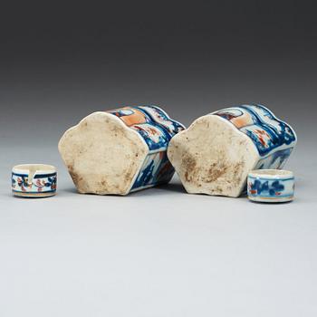 A pair of Imari tea caddies, Qing dynasty, Kangxi (1662-1722).