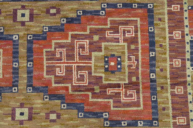 Märta Måås-Fjetterström, a carpet, 'Storkorset' ('Åhléns matta'), knotted pile, c. 380 x 323 cm, signed MMF.