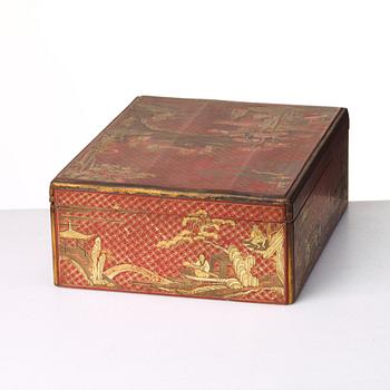 A red lacquered box with cover, Qing dynasty, 19th Century.