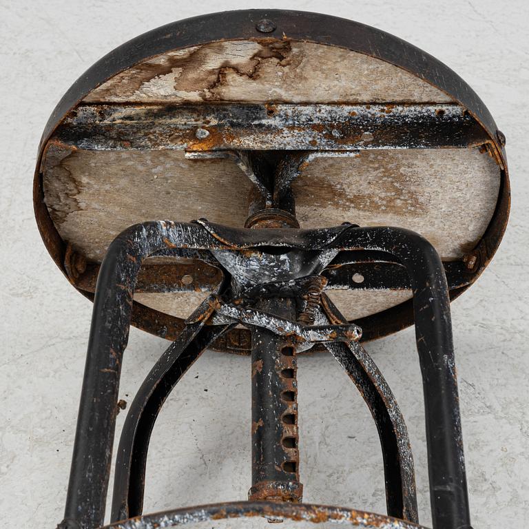 Stool and chair, first half of the 20th Century.