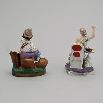 FIGURINER, 2 st, porslin, möjligen Tyskland, 1900-tal.
