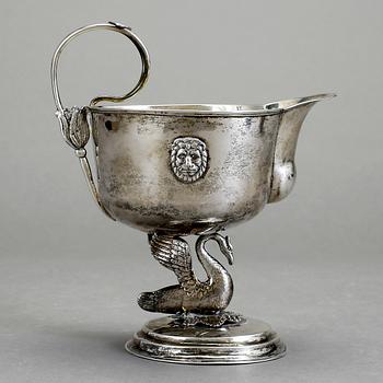 GRÄDDKANNA, silver Carl Petter Åberg, Arboga 1823. Vikt 201 gr.