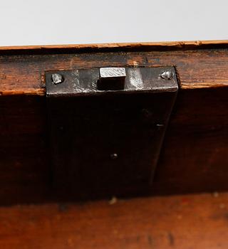 SKÅP, rokoko, 1700-talets andra hälft.