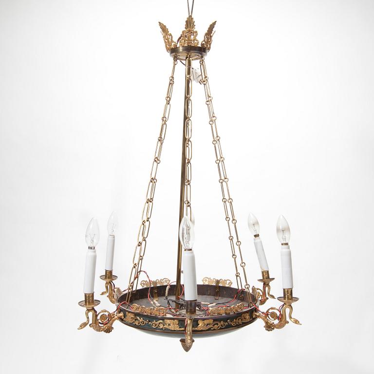 TAKAMPEL, empirestil, 1900-talets början. Höjd 85 cm.