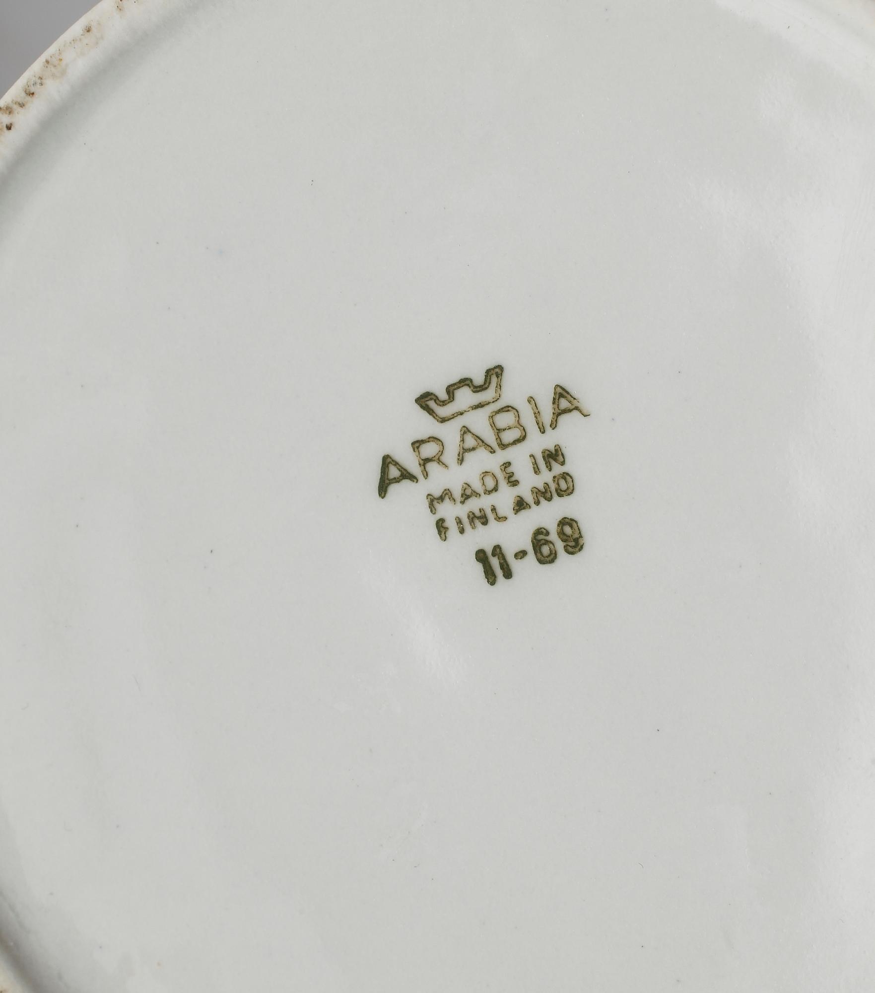 BURKAR, 8 st, porslin, Arabia, Finland, 1900-talets andra hälft.