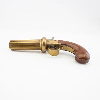 Percussion revolver by Johan Engholm, known as Smålänning / Pepperbox.