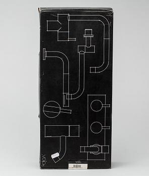 KRAN för tvättställ, Vola, "RB1E", Design Arne Jacobsen. 2000-tal.