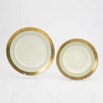 A Royal Copenhagen 59 pcs "Dagmar" porcelain dinner service, 1960s.