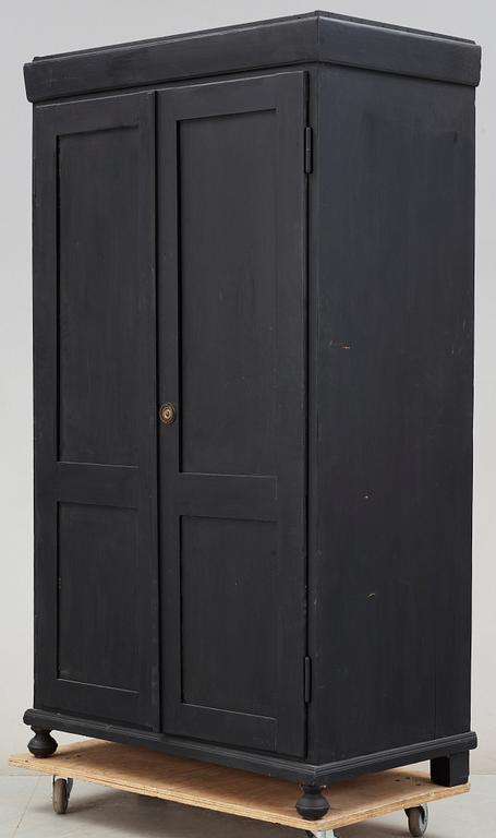 KLÄDSKÅP, 1900-talets början.
