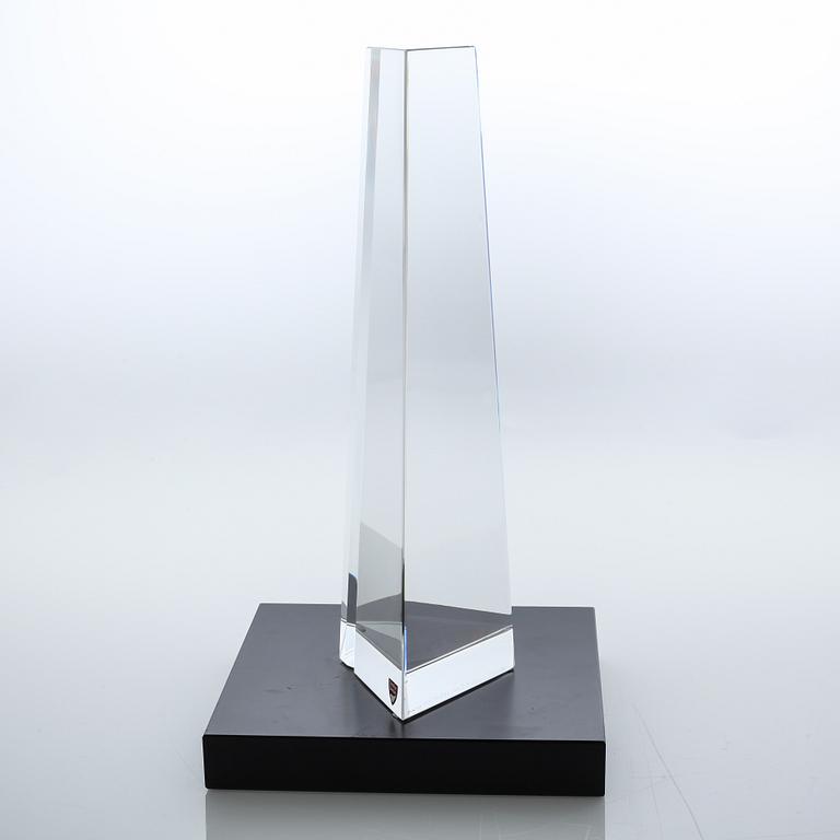 A signed glass sculpture bt Jan Johansson for Orrefors.