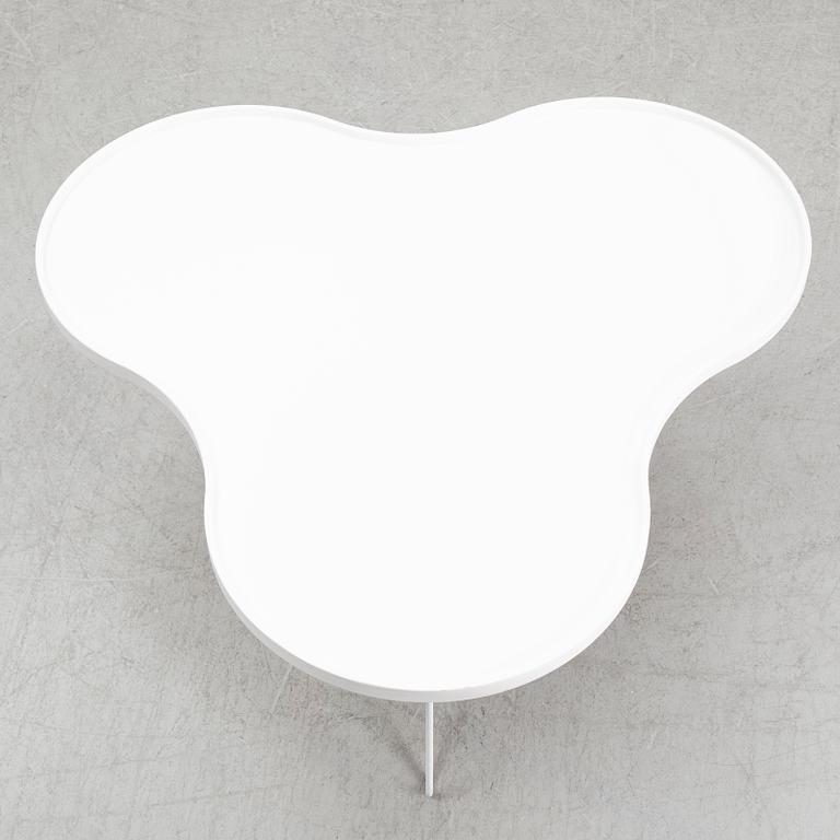 Christine Schwarzer, soffbord ”Flower”, Swedese.