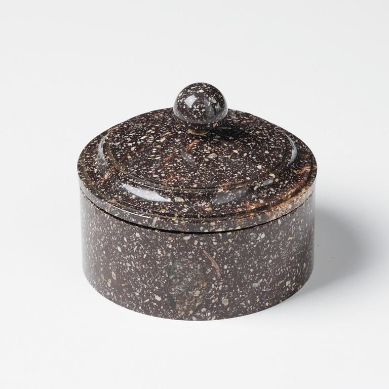 Smörask med lock, Älvdalen, 1800-talets början, Empire.