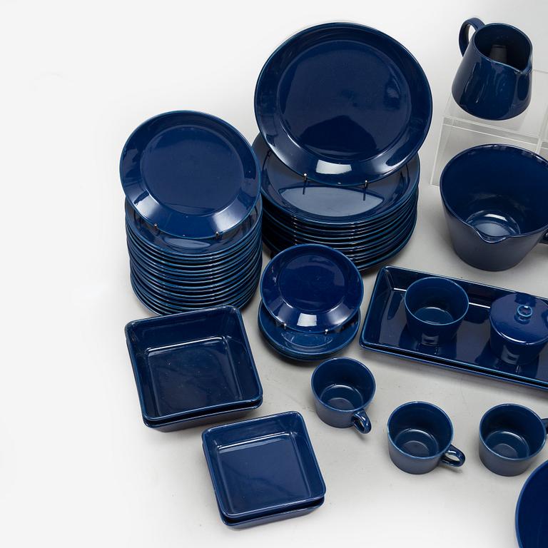 Kaj Franck, an 83-piece porcelain "Kilta" service, Arabia mid-20th century.