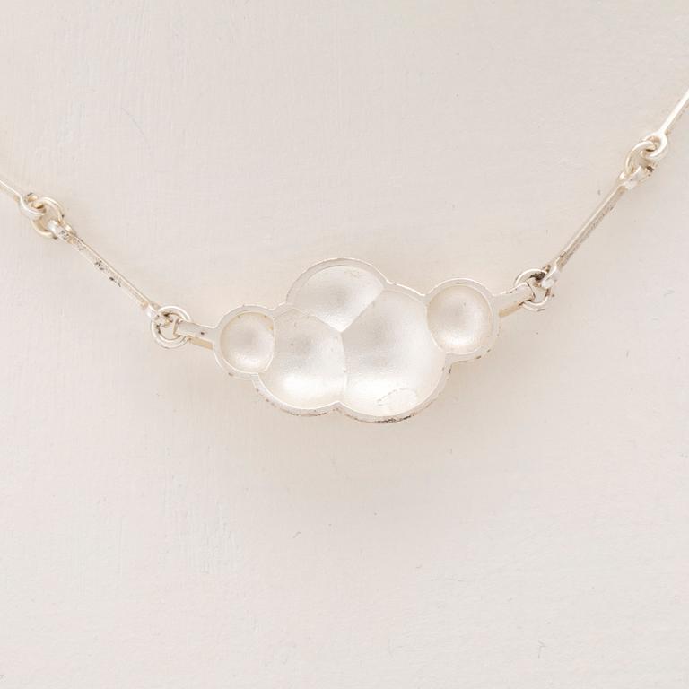 Björn Weckström halsband "Hopeapilvi/Silvermoln" silver, Lapponia 1978.