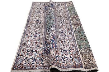 A carpet, Nain, part silk, 9 laa, c. 383 x 294 cm.