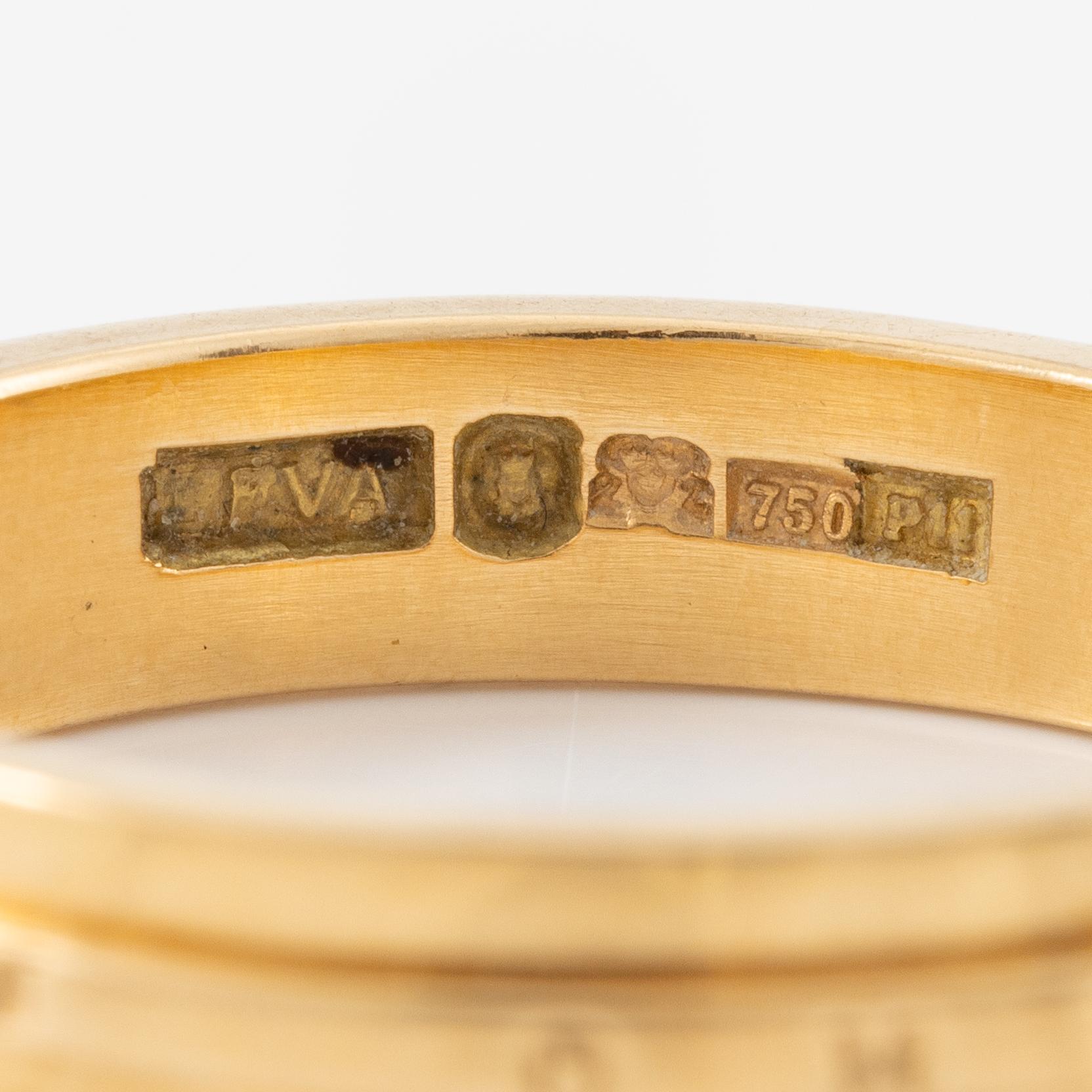 Efva Attling, ring 18K guld, "Amor Omnia Vincit",.