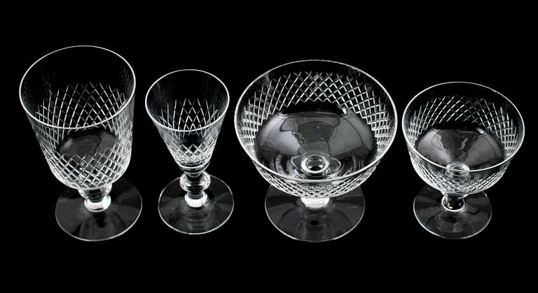 SERVISDELAR,  49 delar, glas, "Diamant", Vicke Lindstrand, Kosta.