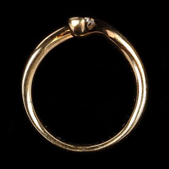 RING, 18k guld, med diamant ca 0,25 ct.