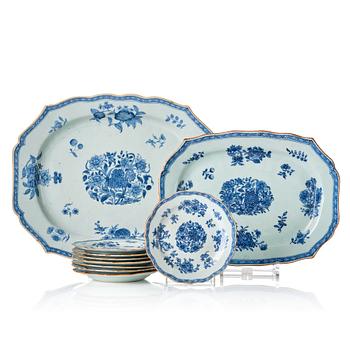 1072. A set of two blue and white serving dishes and eigth dessert dishes, Qing dynasty, Qianlong (1736-95).