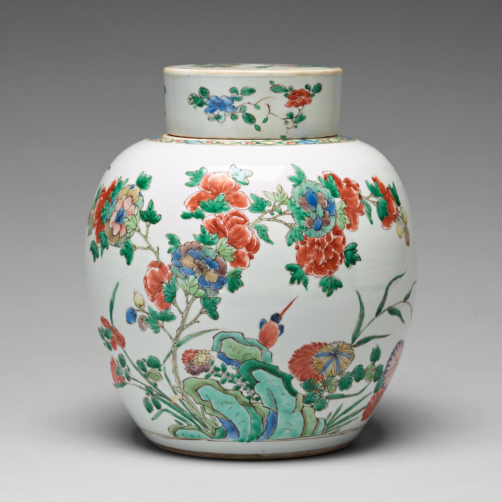 KRUKA med LOCK, porslin. Qingdynastin, Kangxi (1662-1722).