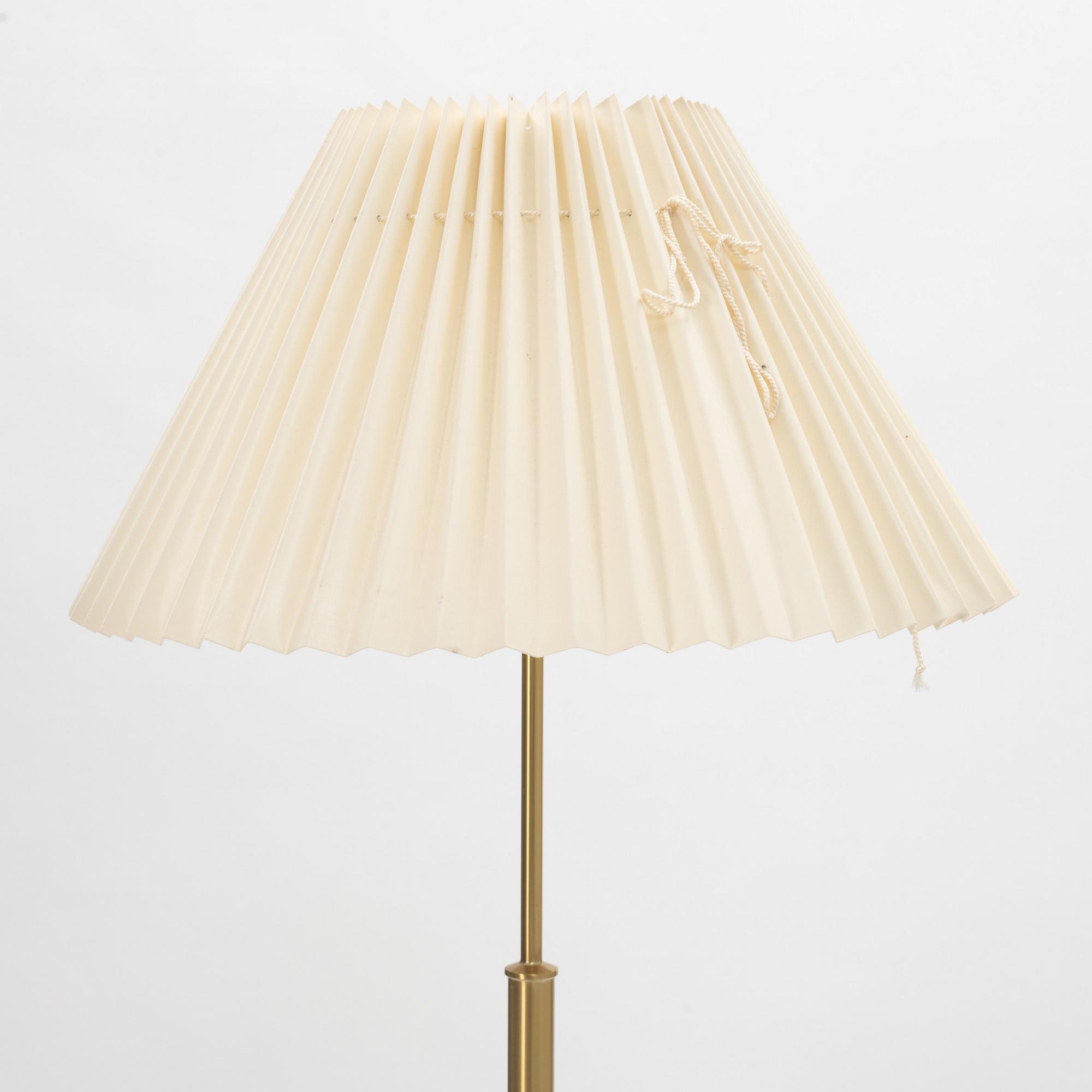 Josef Frank, a pair of model 2148 floor lights, Firma Svenskt Tenn.