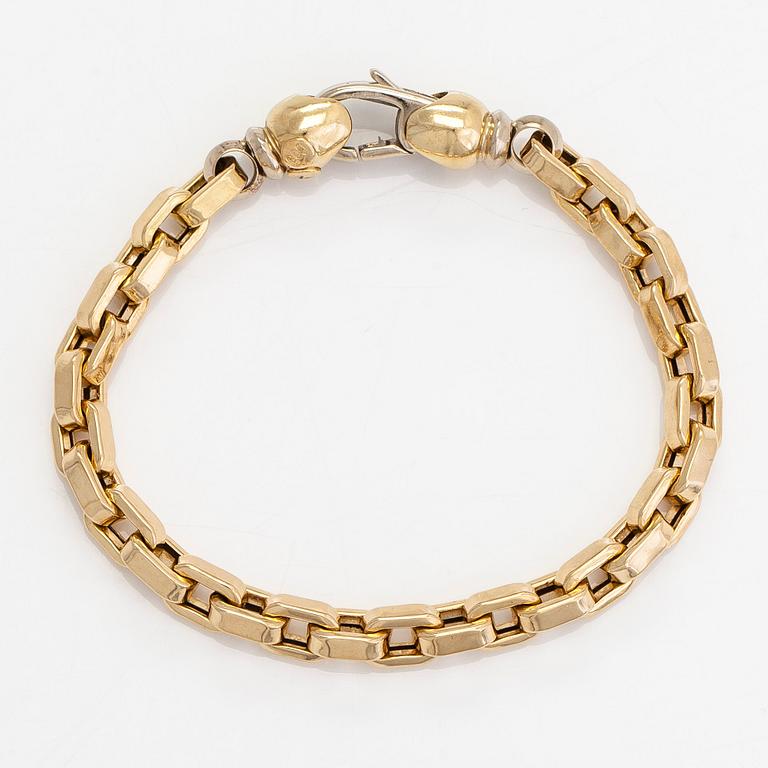 An 18K gold bracelet, Italy. Import marked Torbjörn Tillander, Helsinki.