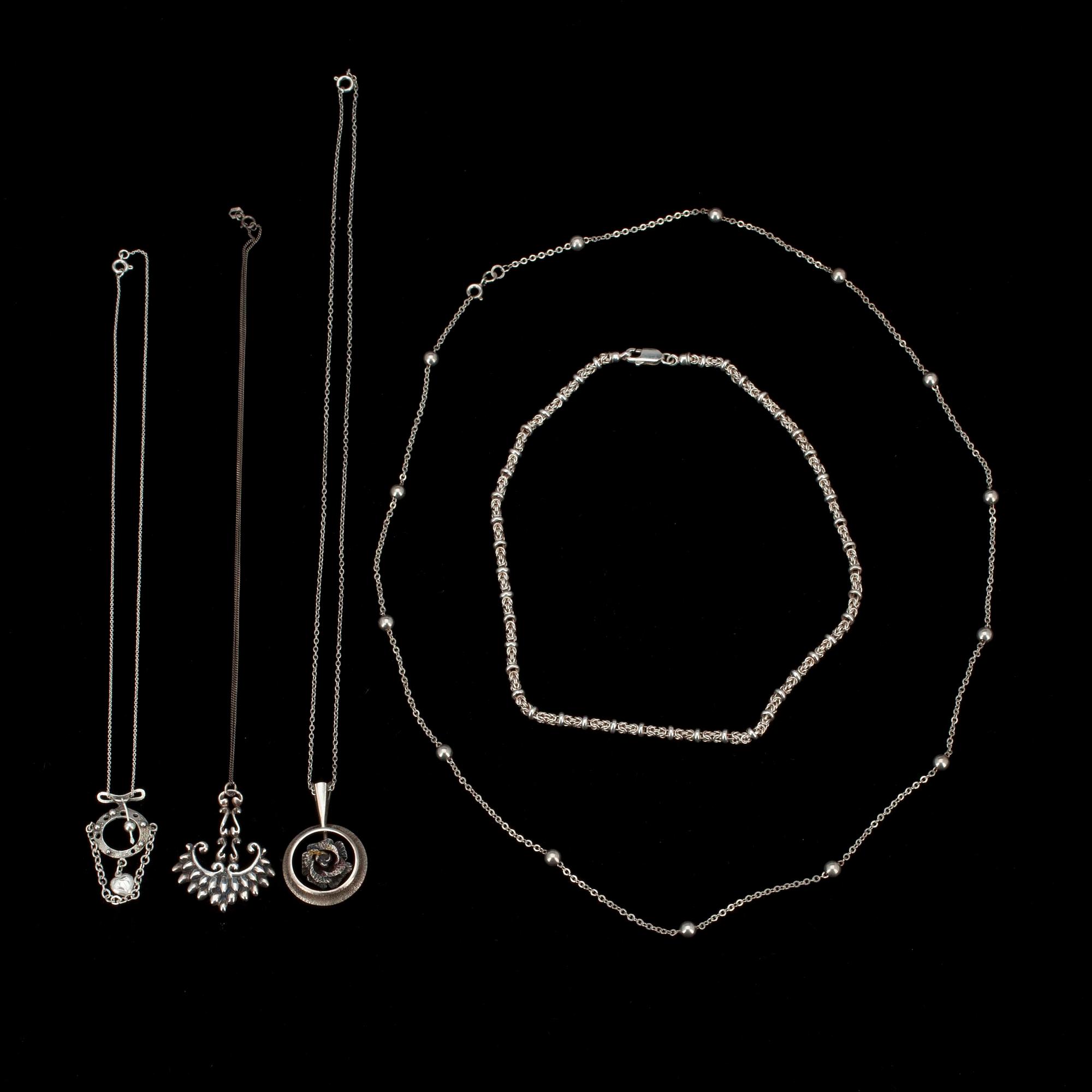 HALSBAND, 6 st, silver, emalj. Finland 1948-99.