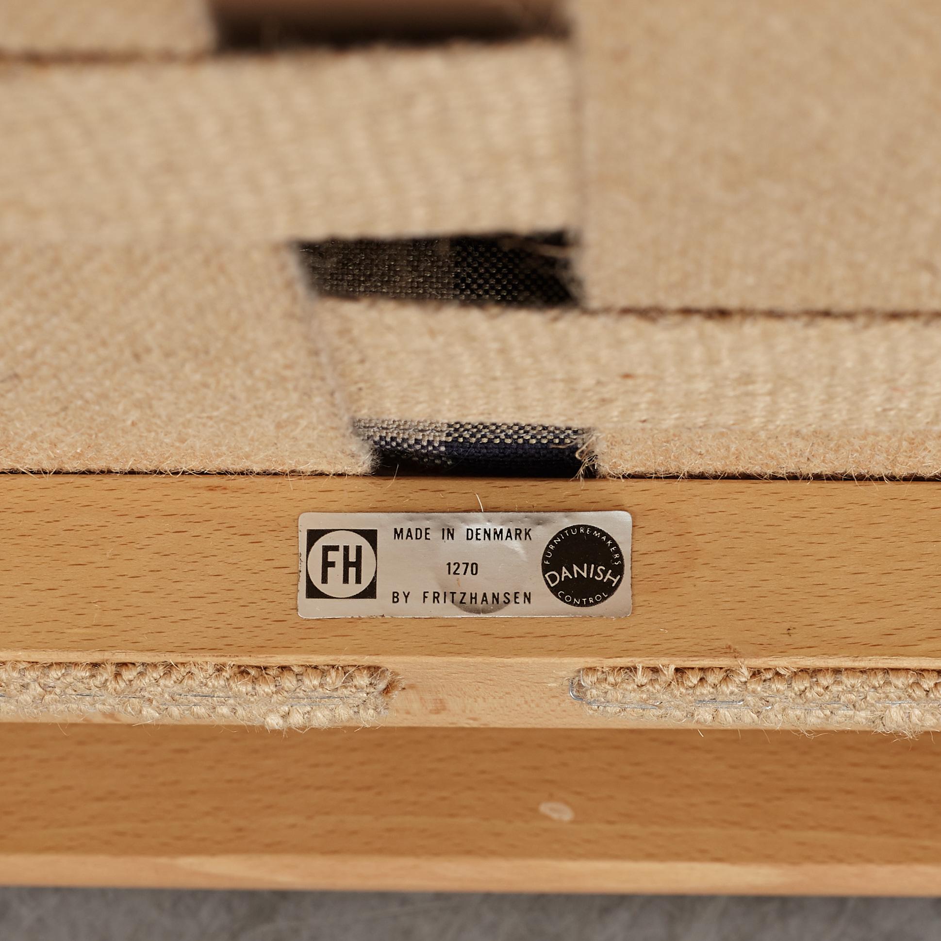 Børge Mogensen, karmstolar ett par, "Tremme hvilestol", Fritz Hansen.