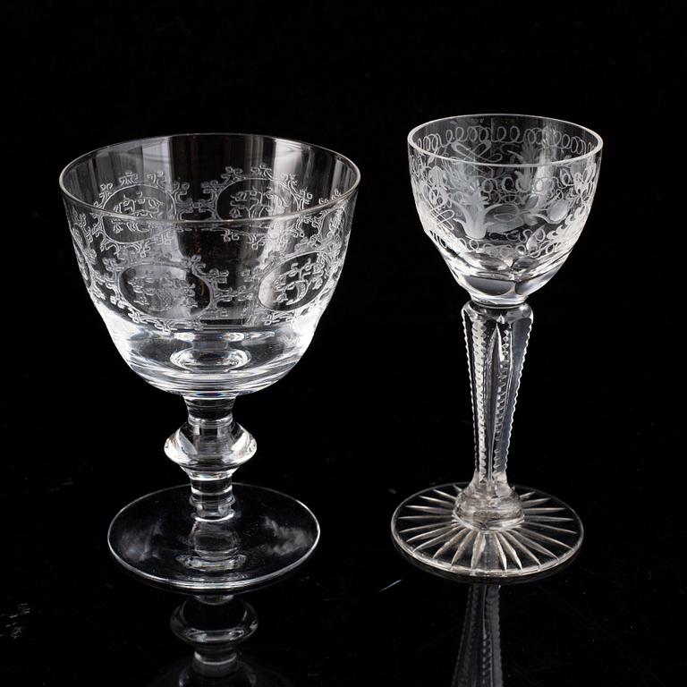A glass service, 20th century (61 pieces).