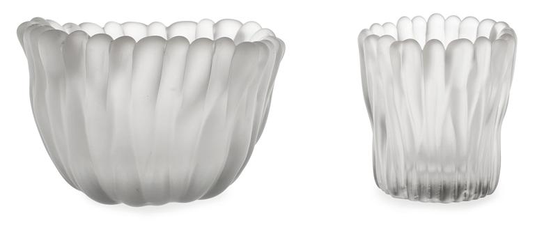 Tapio Wirkkala, A SET OF TWO VASES.