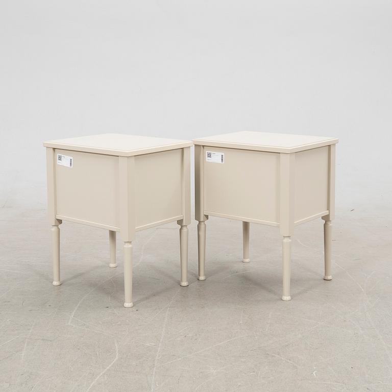 Bedside tables, 1 pair, 21st century.