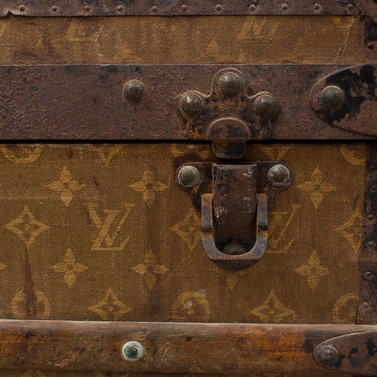 TRUNK, Louis Vuitton. 1880 th.