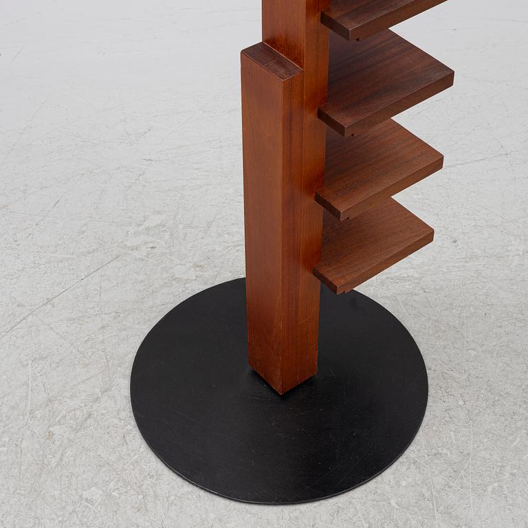 John Kandell, hylla, "Pilaster", Källemo.