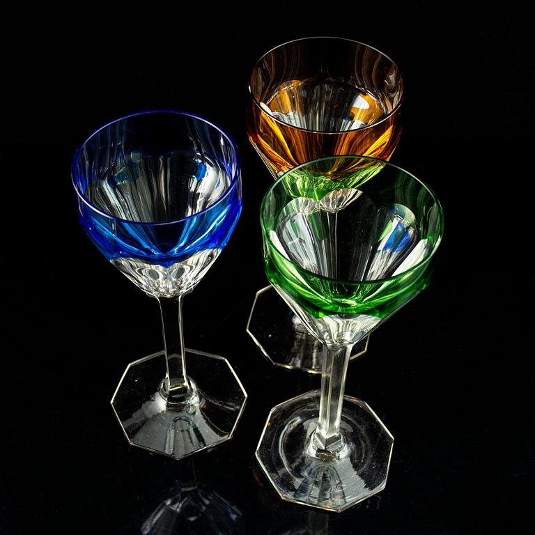 12 pcs of early 20th Century glasses.