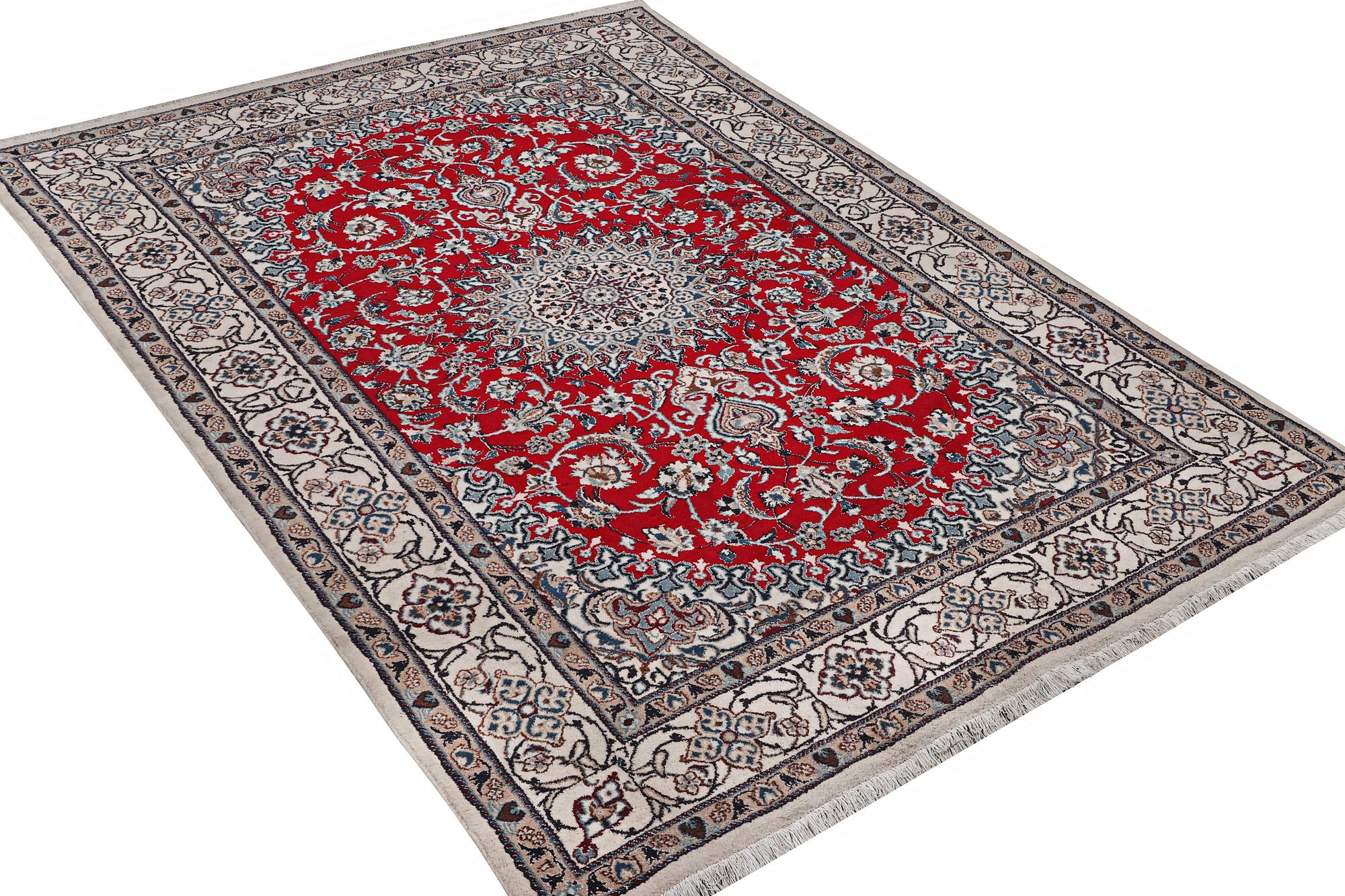 Matta, Nain, part silk, ca. 303 x 198 cm.